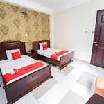 Reddoorz Near 23Rd September Park